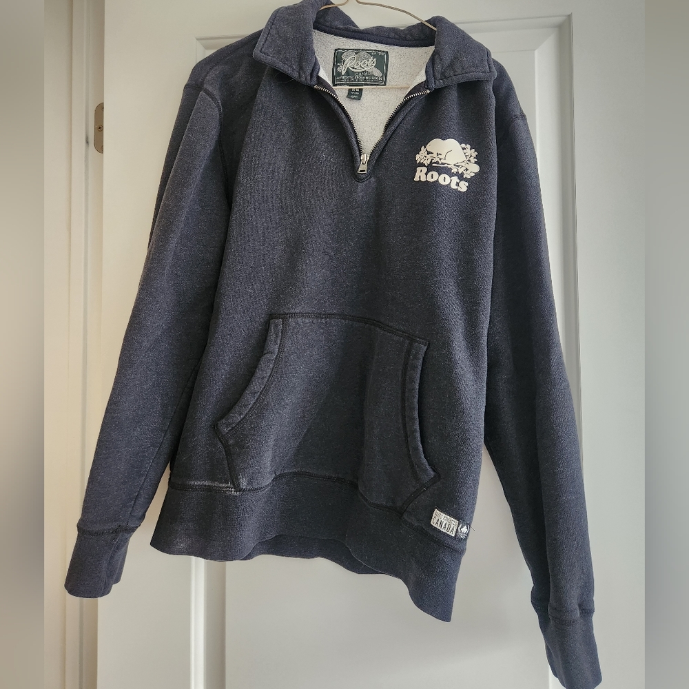 Roots Crewneck